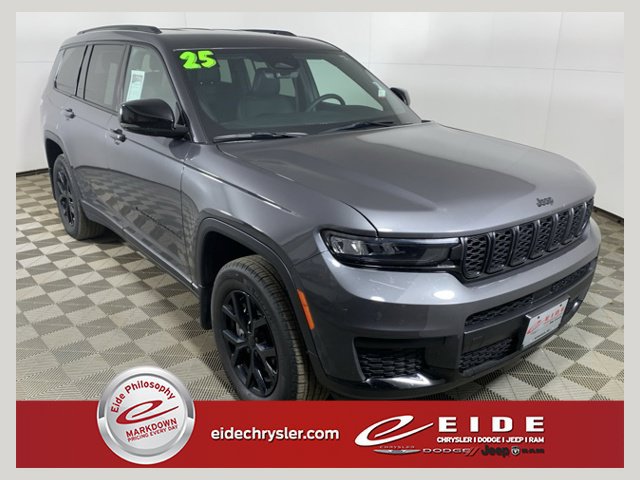 Used 2025 Jeep Grand Cherokee L Laredo AWD/4WD image 1