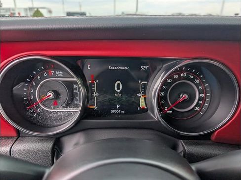 Used 2022 Jeep Gladiator Rubicon w/ Cold Weather Group image 14