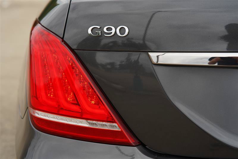 Used 2019 Genesis G90 5.0 Ultimate RWD image 44