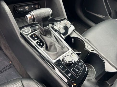 Certified 2023 Kia Sportage X-Line image 18