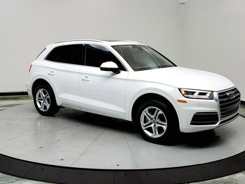 Used 2018 Audi Q5 Premium Plus image 3