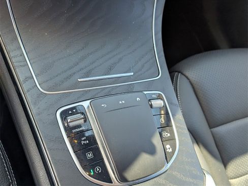 Used 2022 Mercedes-Benz GLC 300 image 24