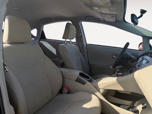 Used 2013 Toyota Prius Three image 15