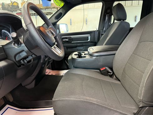 Used 2022 RAM 1500 Classic Warlock image 10