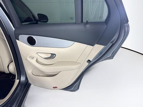 Certified 2022 Mercedes-Benz GLC 300 image 27