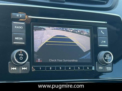 Used 2018 Honda CR-V LX image 32