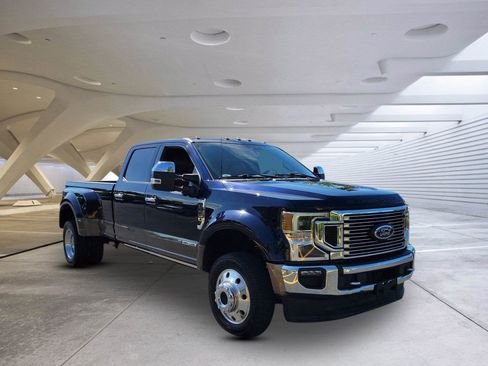 Used 2022 Ford F450 King Ranch w/ King Ranch Ultimate Package AWD/4WD image 1