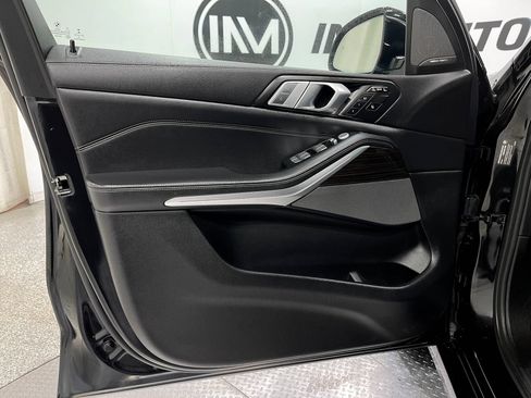 Used 2019 BMW X7 xDrive40i w/ Premium Package AWD/4WD image 15