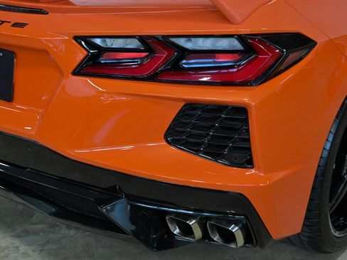 Used 2021 Chevrolet Corvette Stingray Preferred Conv w/ Z51 Performance Package RWD image 14