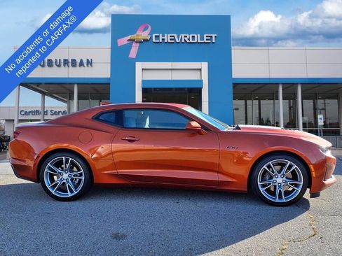 Used 2023 Chevrolet Camaro LT image 4