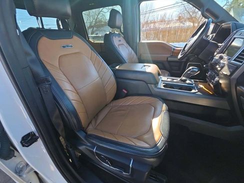 Used 2017 Ford F150 Limited w/ Trailer Tow Package image 11