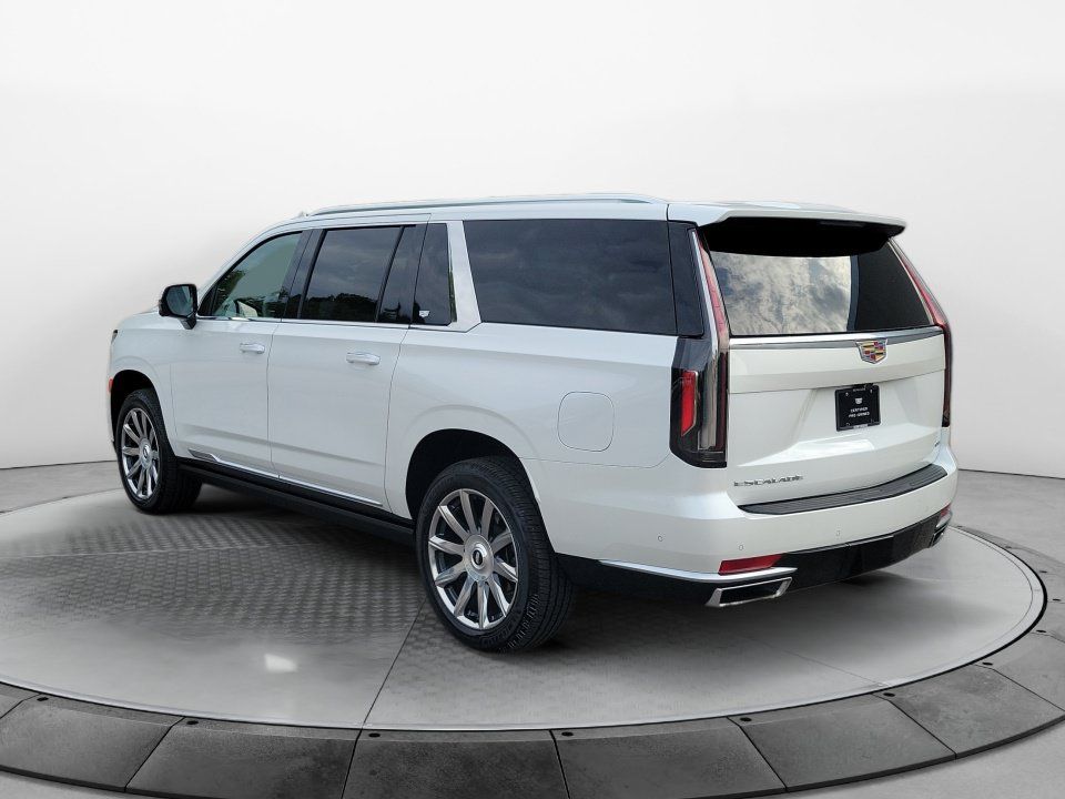 Certified 2024 Cadillac Escalade ESV Premium Luxury Platinum AWD/4WD image 5