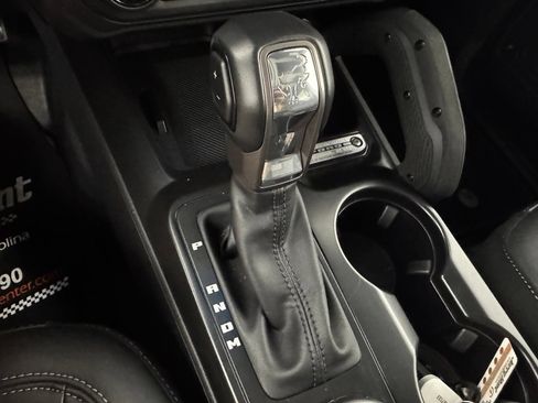 Used 2025 Ford Bronco Badlands AWD/4WD image 26
