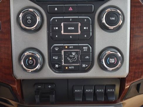 Used 2013 Ford F250 King Ranch w/ FX4 Off Road Pkg AWD/4WD image 31