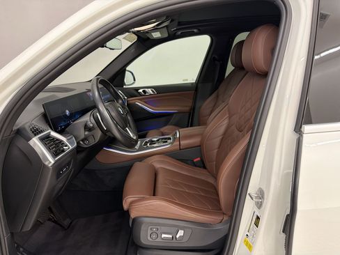 Used 2024 BMW X5 sDrive40i w/ Parking Assistance Package RWD image 5