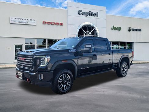 Used 2021 GMC Sierra 2500 AT4 w/ AT4 Premium Plus Package AWD/4WD image 7