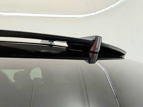 Used 2025 Cadillac Lyriq Luxury AWD/4WD image 26