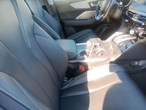 Used 2023 Acura MDX SH-AWD w/ Technology Package image 27
