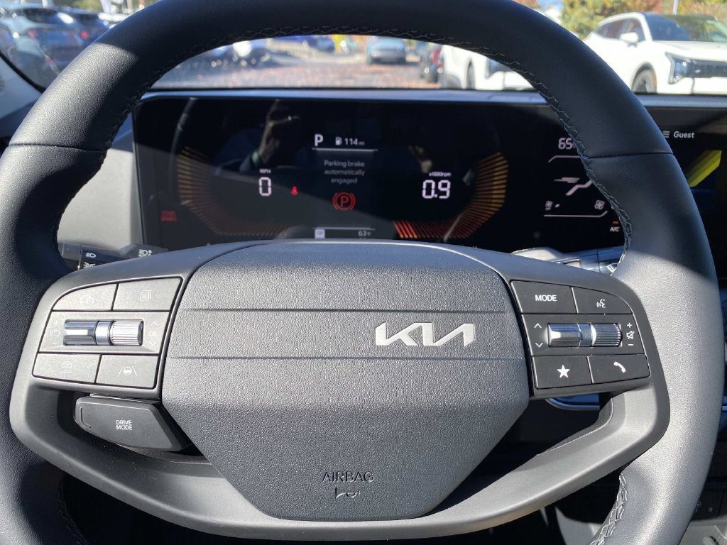 New 2026 Kia K4 EX FWD image 8