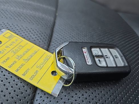 Used 2019 Honda Accord EX-L image 32