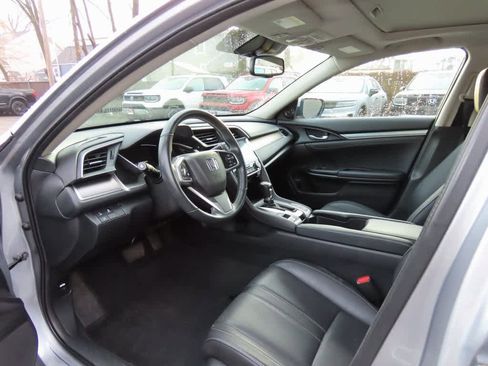 Certified 2017 Honda Civic EX-L image 2