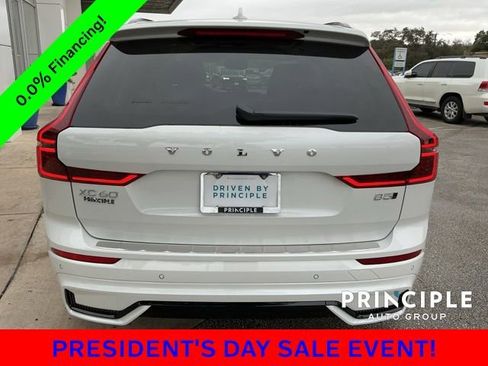New 2026 Volvo XC60 B5 Ultra w/ Protection Package Premier image 9