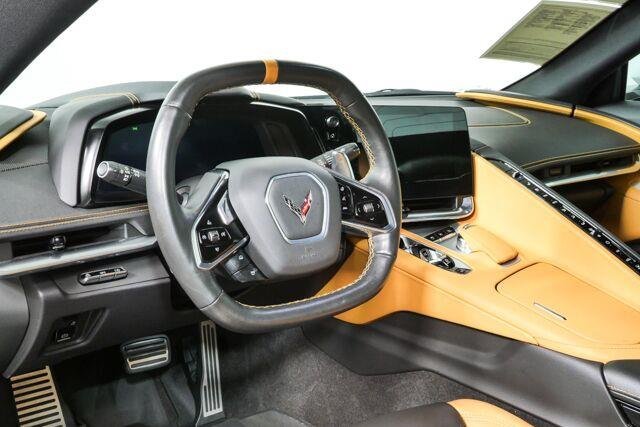 Used 2022 Chevrolet Corvette Stingray Preferred Conv w/ Z51 Performance Package RWD image 5