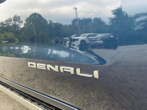 Used 2023 GMC Sierra 1500 Denali w/ Denali Reserve Package AWD/4WD image 12