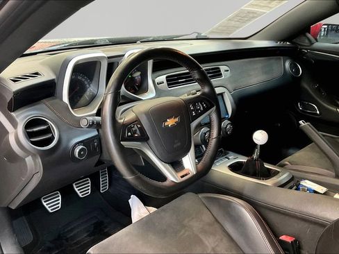 Used 2015 Chevrolet Camaro ZL1 RWD image 18