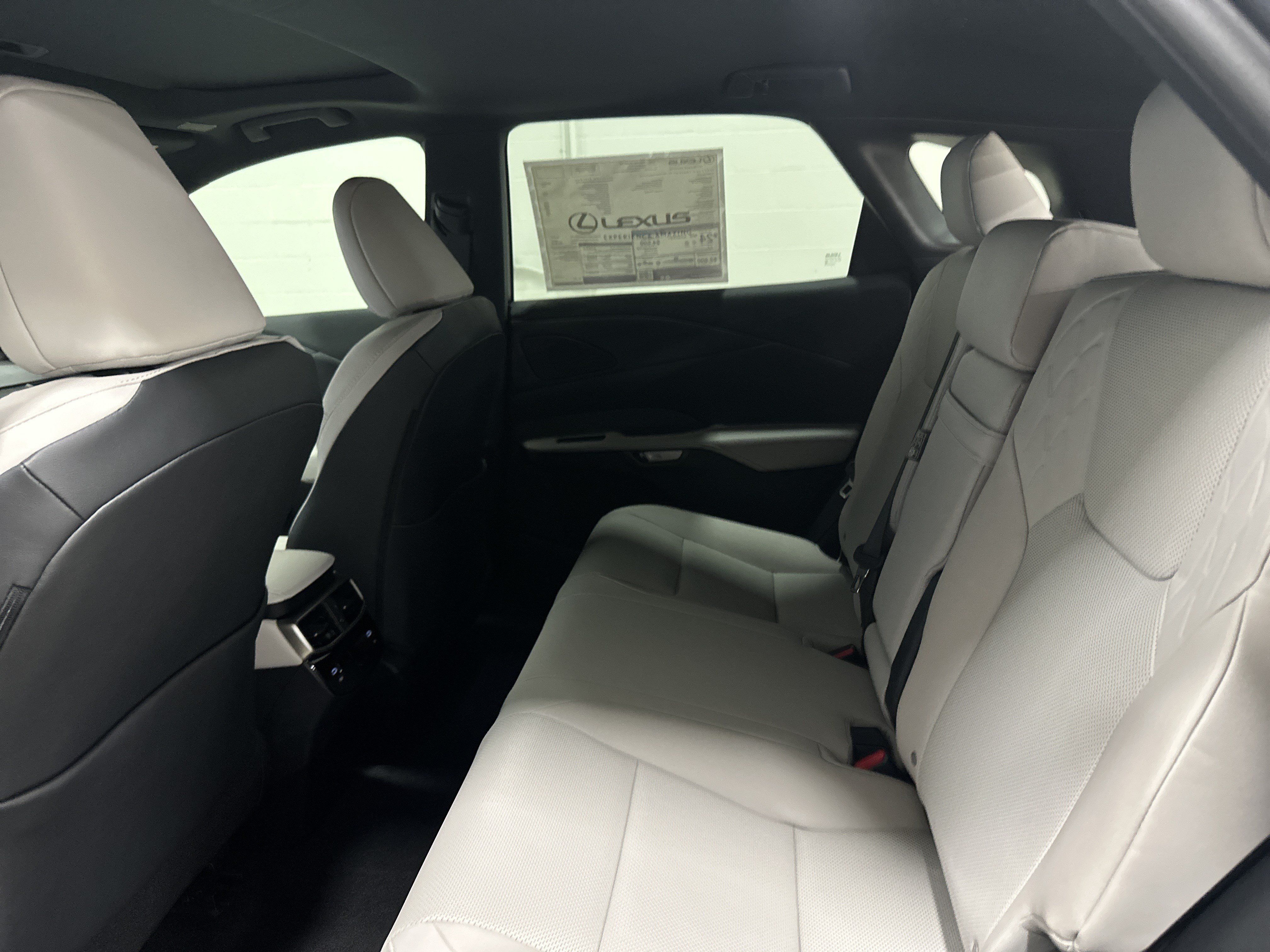 New 2026 Lexus RX 350 Premium w/ Convenience Package AWD/4WD image 31