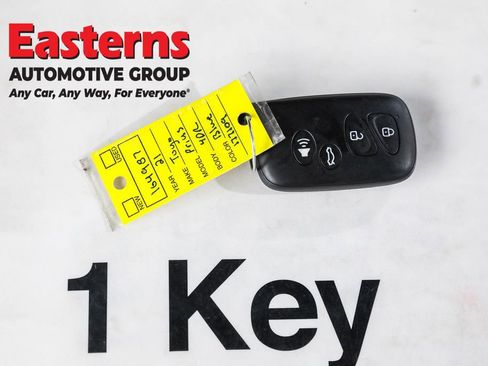 Used 2021 Toyota Prius Prime XLE w/ Carpet Mat Package (TMS) image 20