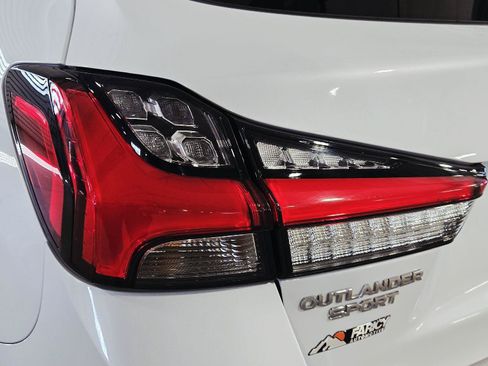 Used 2024 Mitsubishi Outlander Sport ES AWD/4WD image 17