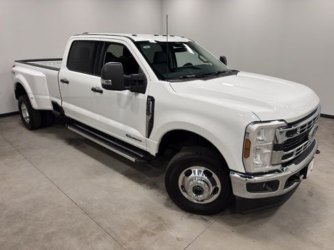 Used 2025 Ford F350 XLT image 29