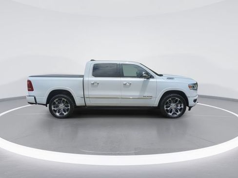 Used 2019 RAM 1500 Limited AWD/4WD image 9