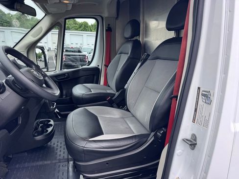 Used 2022 RAM ProMaster 1500 w/ Convenience Group FWD image 9