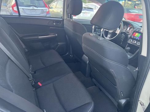 Used 2015 Subaru Crosstrek 2.0i Premium w/ Moonroof Package image 14
