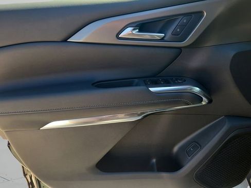 New 2026 Chevrolet Traverse LT image 17