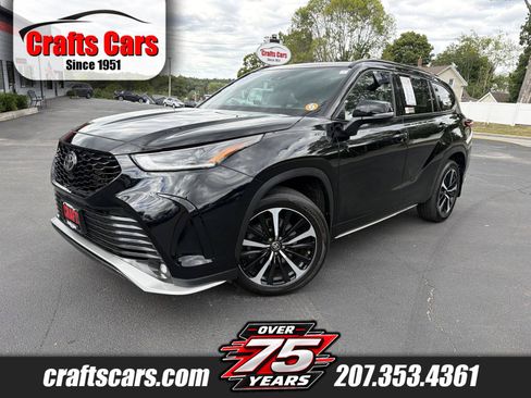 Used 2021 Toyota Highlander XSE AWD/4WD image 1