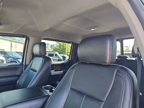 Used 2020 Ford F150 Lariat w/ Equipment Group 502A Luxury AWD/4WD image 14