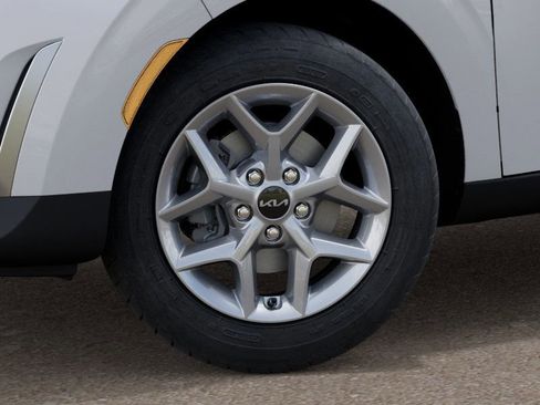 New 2025 Kia Soul LX image 9