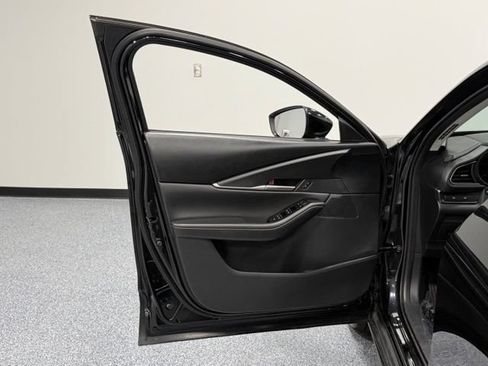 Used 2024 MAZDA CX-30 AWD 2.5 S w/ Select Sport Pkg image 9