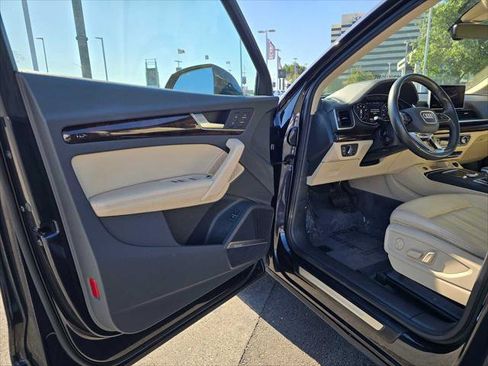 Used 2019 Audi Q5 2.0T Premium Plus w/ Premium Plus Package AWD/4WD image 19