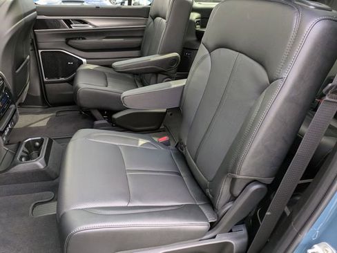 New 2026 Jeep Grand Wagoneer L Limited AWD/4WD image 27