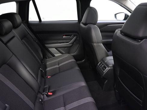 Used 2025 MAZDA CX-50 AWD 2.5 S w/ Premium Package image 18