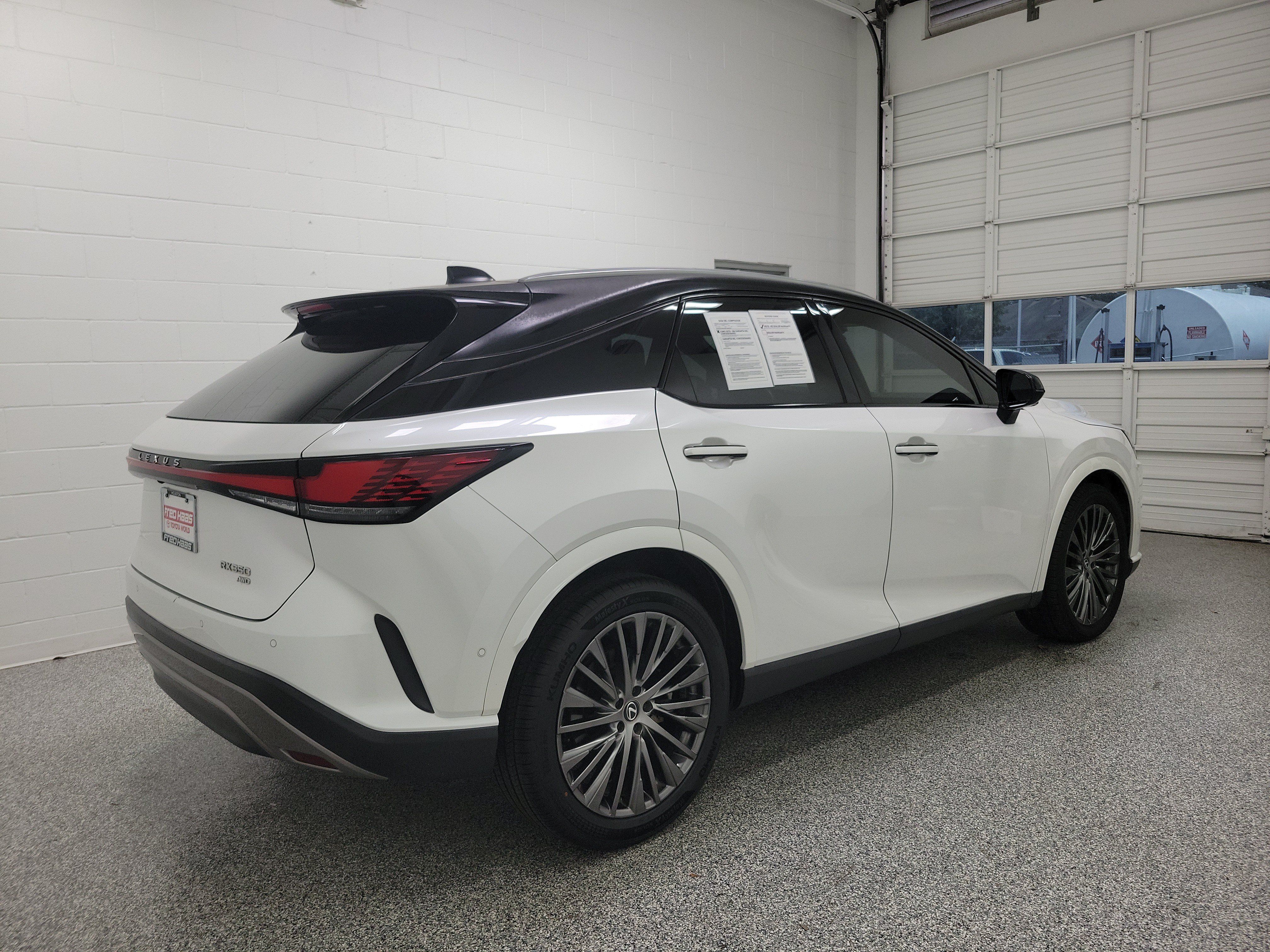 Used 2023 Lexus RX 350 AWD w/ Accessory Package (Z1) image 3