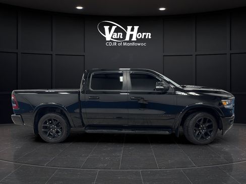 Used 2022 RAM 1500 Laramie AWD/4WD image 8