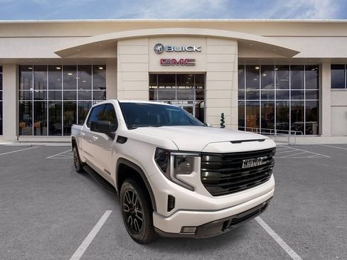 Certified 2025 GMC Sierra 1500 Elevation w/ Max Trailering Package AWD/4WD image 3