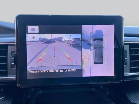 Used 2023 Ford Explorer ST-Line w/ Class IV Trailer Tow Package RWD image 28