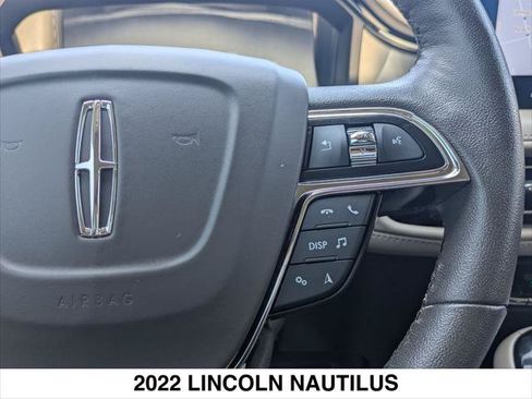 Certified 2022 Lincoln Nautilus FWD w/ Premium Package image 14