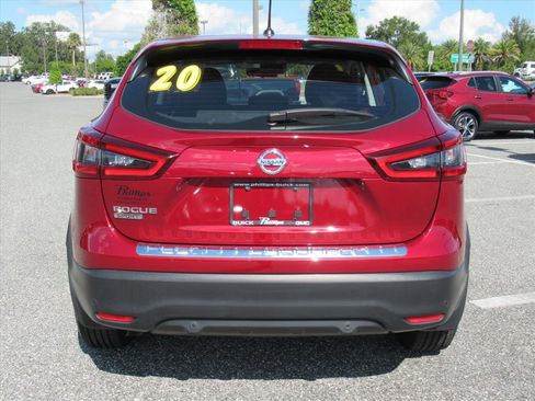 Used 2020 Nissan Rogue Sport S image 5